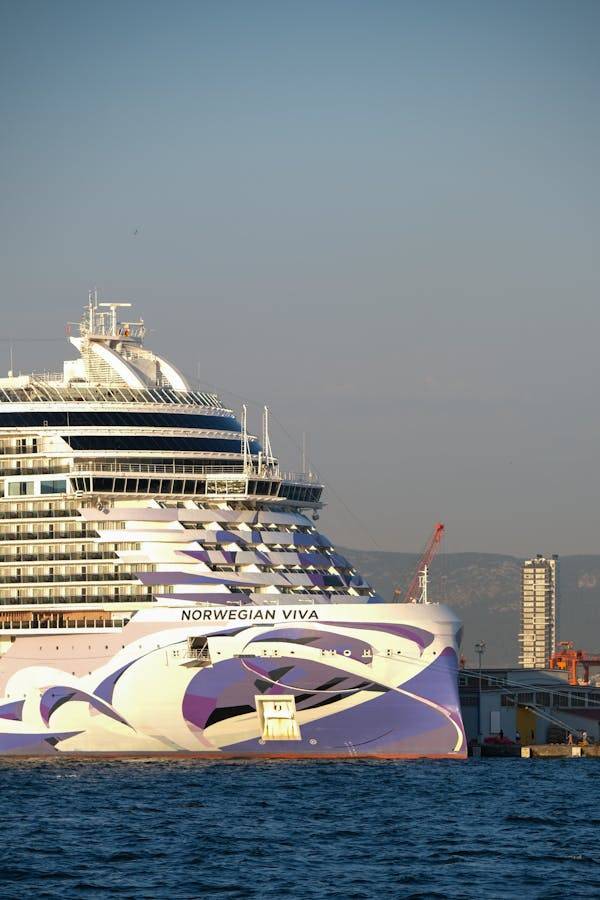 Norwegian Cruise Line Signature